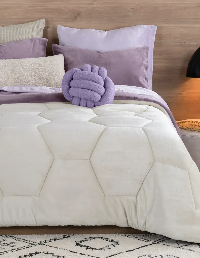 ACS_Cojin_Decorativo_Eiva_03.webp