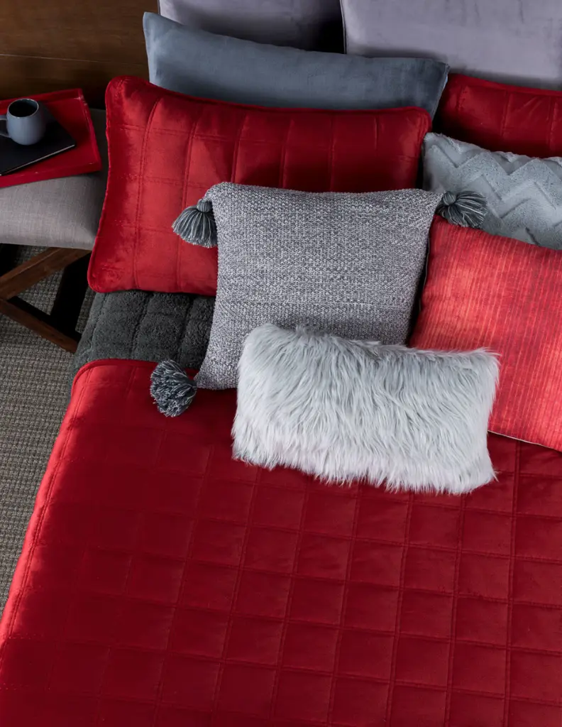 EDR_LX_Velvet_Escarlata_07.webp