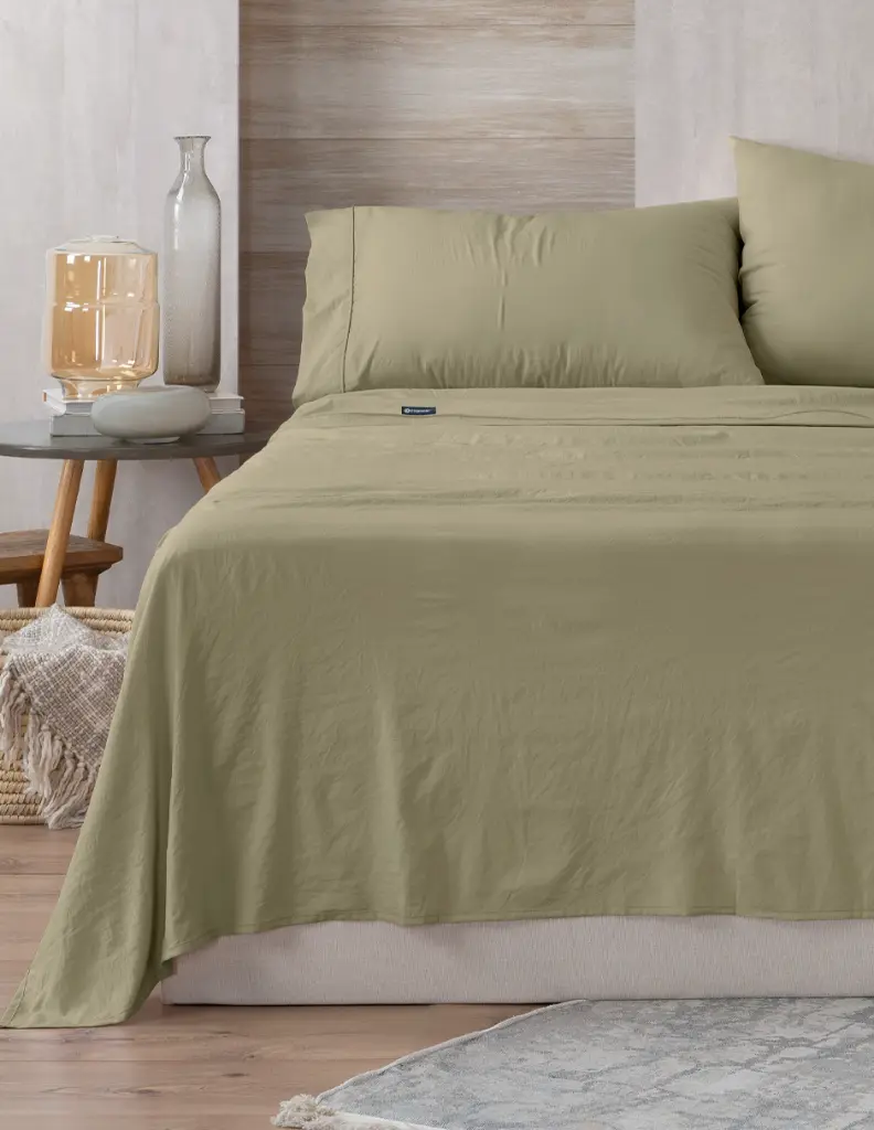 2 Sabana-Microfibra-Luxus-Verde-Olivo-01.webp