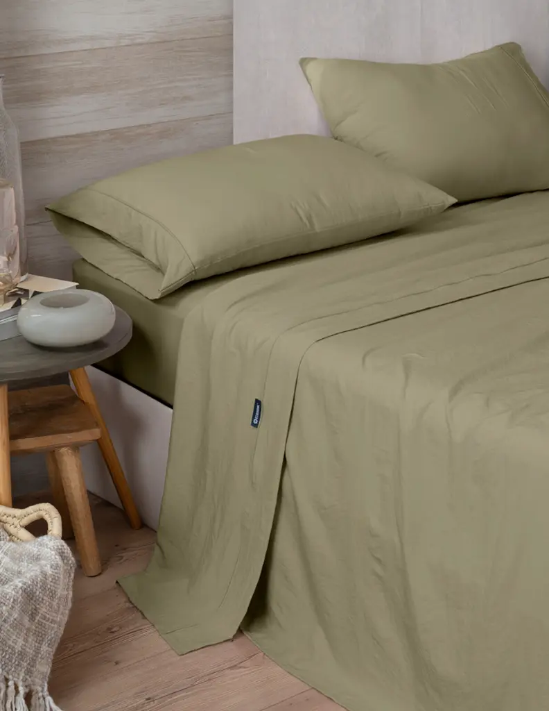 5 Sabana-Microfibra-Luxus-Verde-Olivo-03.webp